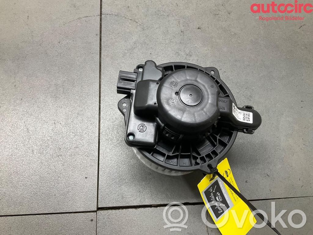 Hyundai Kona I Ventola riscaldamento/ventilatore abitacolo 