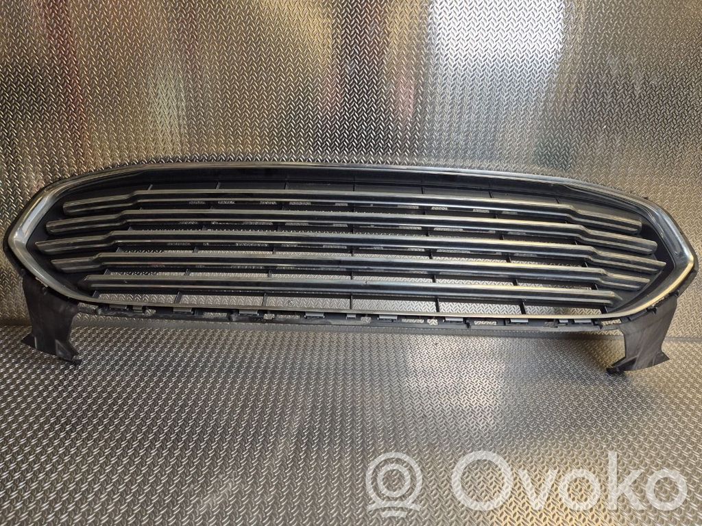 Ford Mondeo MK V Etusäleikkö 