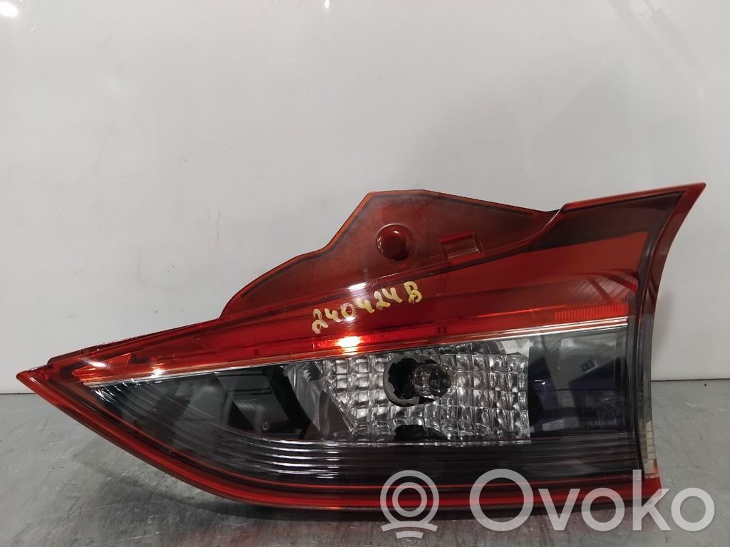 Mazda 6 Aizmugurējais lukturis virsbūvē 