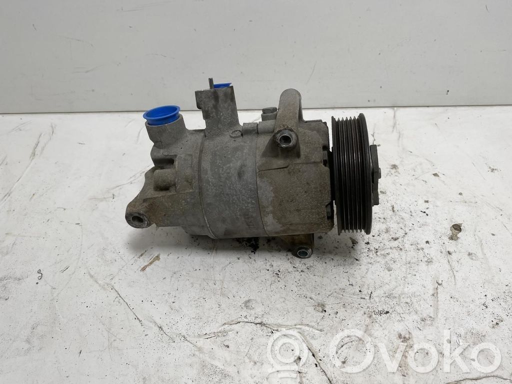Volkswagen PASSAT B7 Kompresor / Sprężarka klimatyzacji A/C 