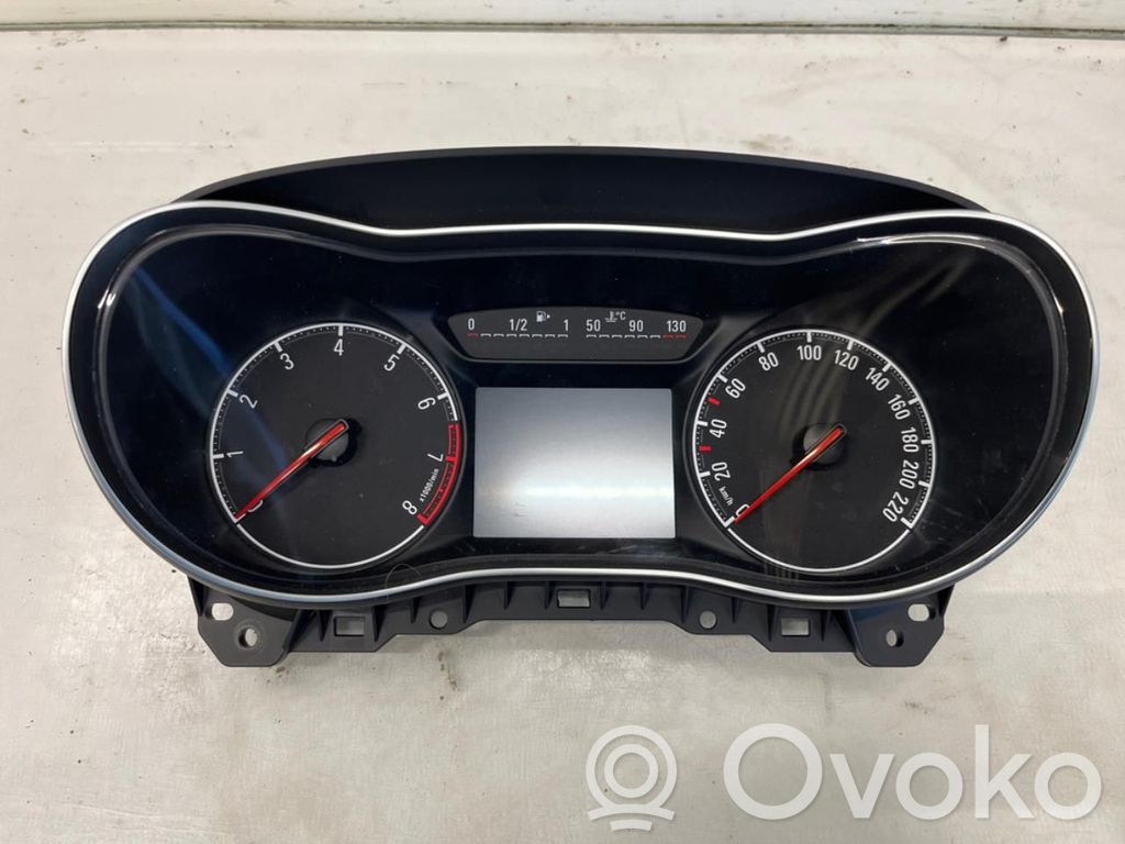Opel Corsa E Speedometer (instrument cluster) 
