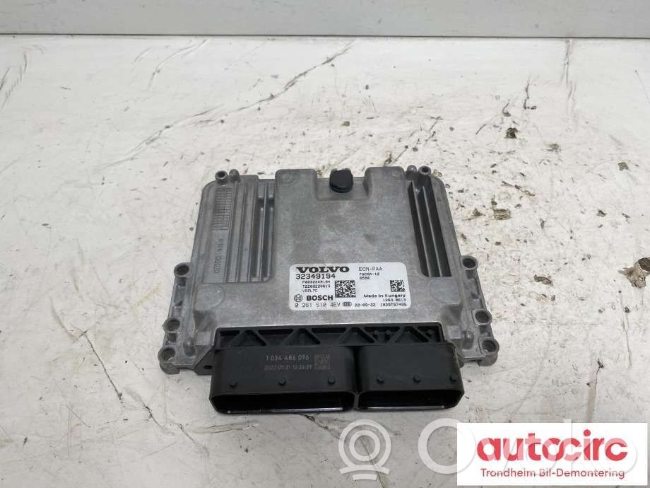 Volvo XC40 Engine control unit/module ECU 