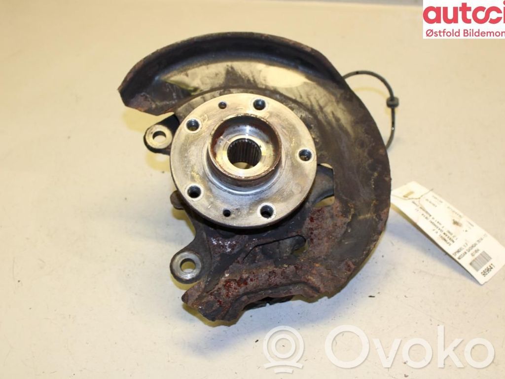 Nissan Qashqai Achsschenkel vorne 