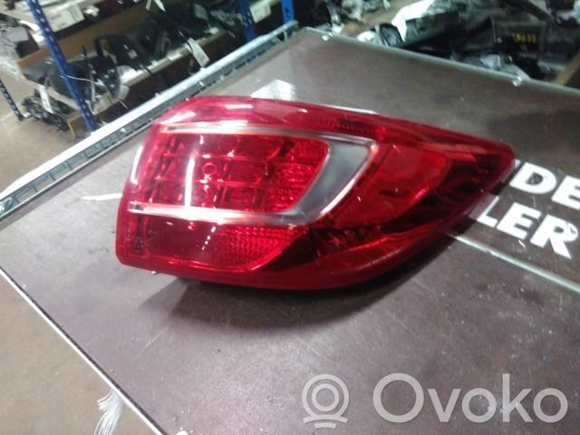 Lampa tylna