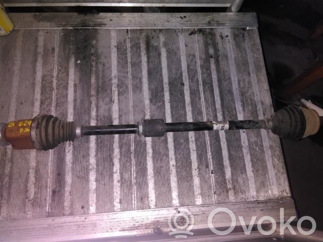Opel Corsa E Etuvetoakseli 