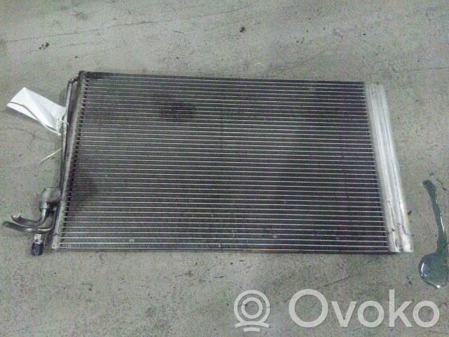 BMW 5 E60 E61 Radiatore di raffreddamento 