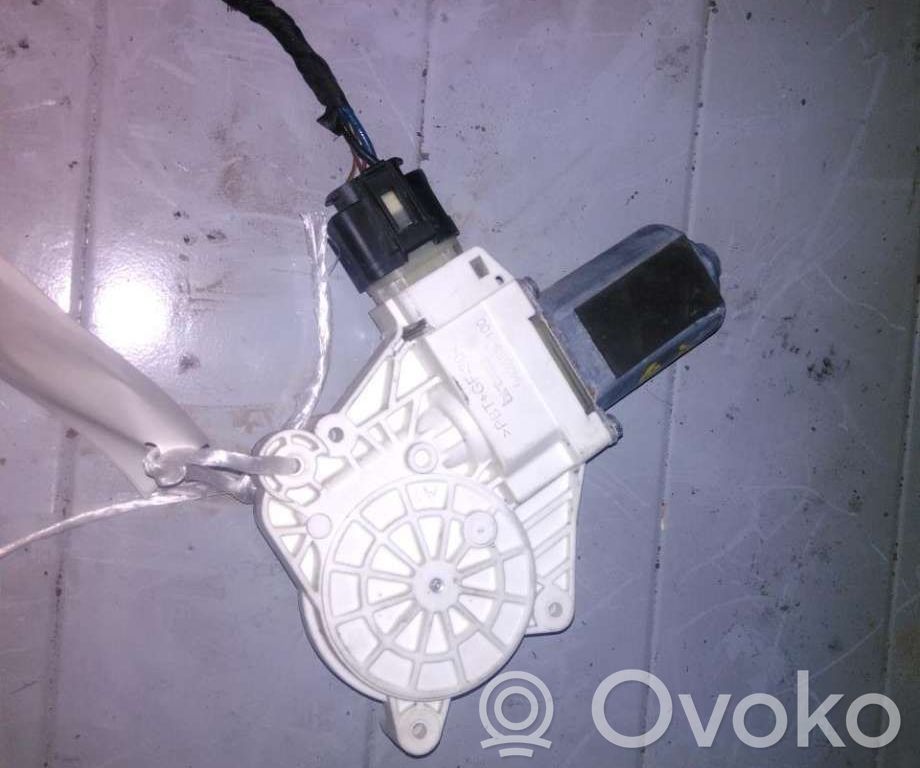 BMW 5 F10 F11 Motor macara geam ușă spate 