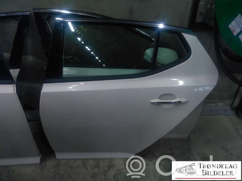 KIA Optima Takaovi 