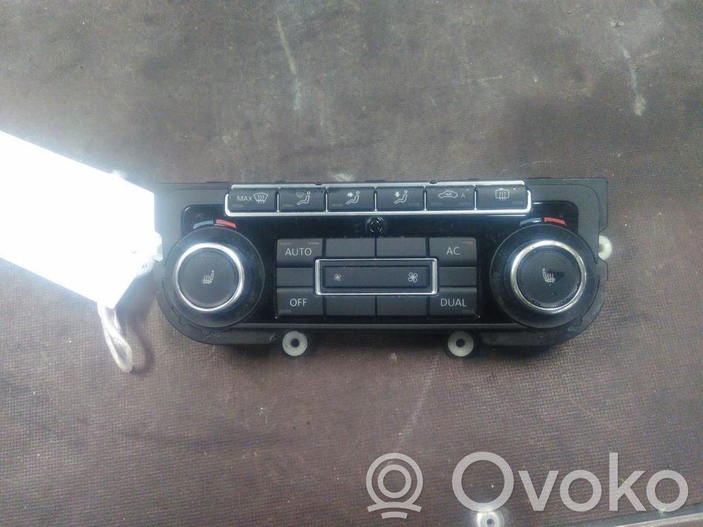 Volkswagen PASSAT B7 Console centrale, commande chauffage/clim 