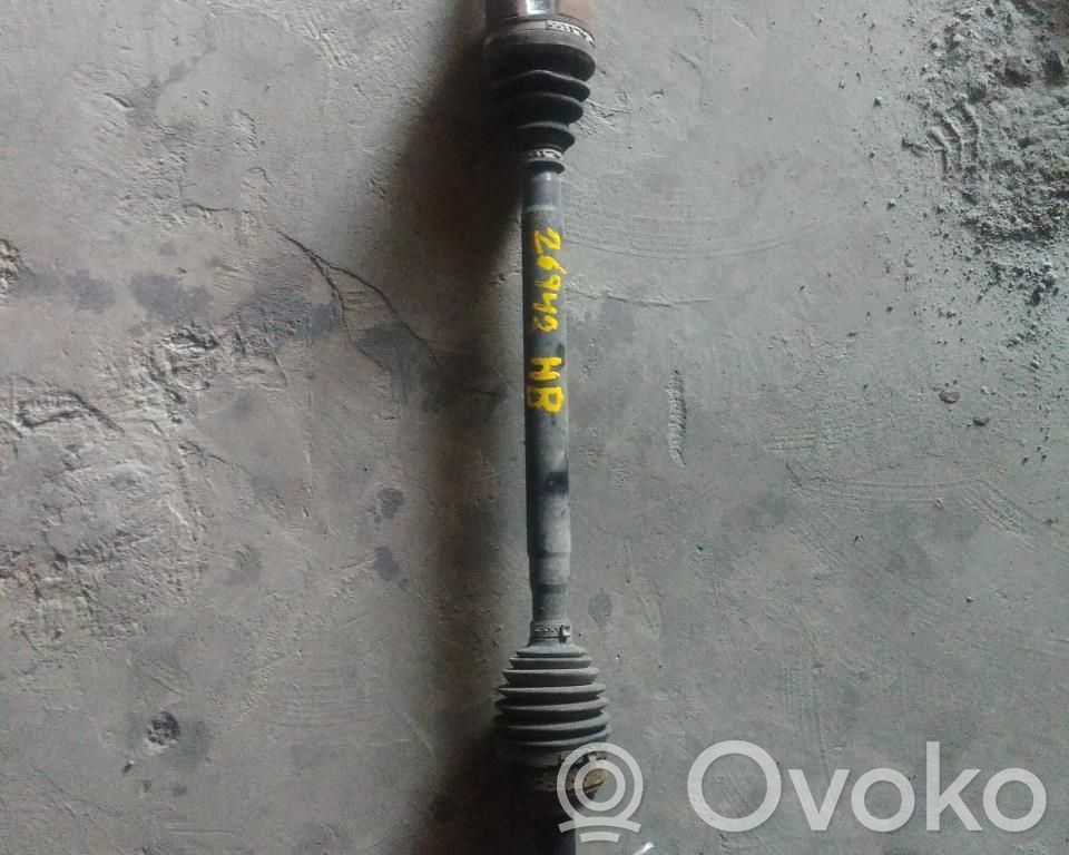Takavetoakseli   100771901B,100771901B