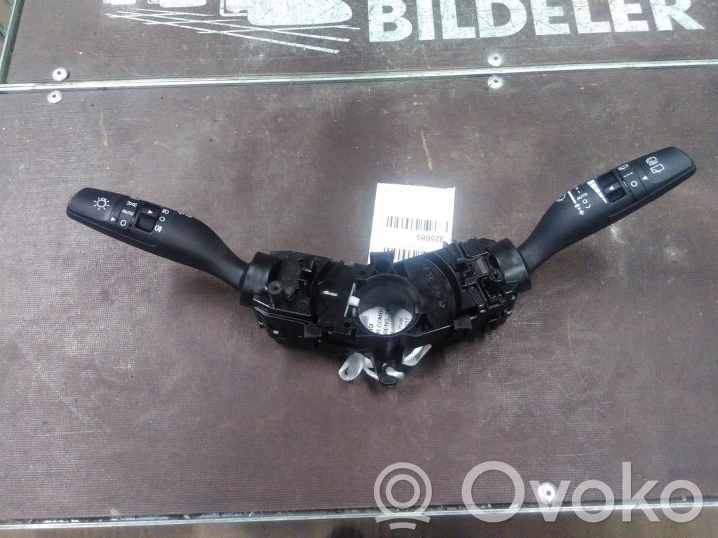 KIA Carens III Interruptor de control multifunción 