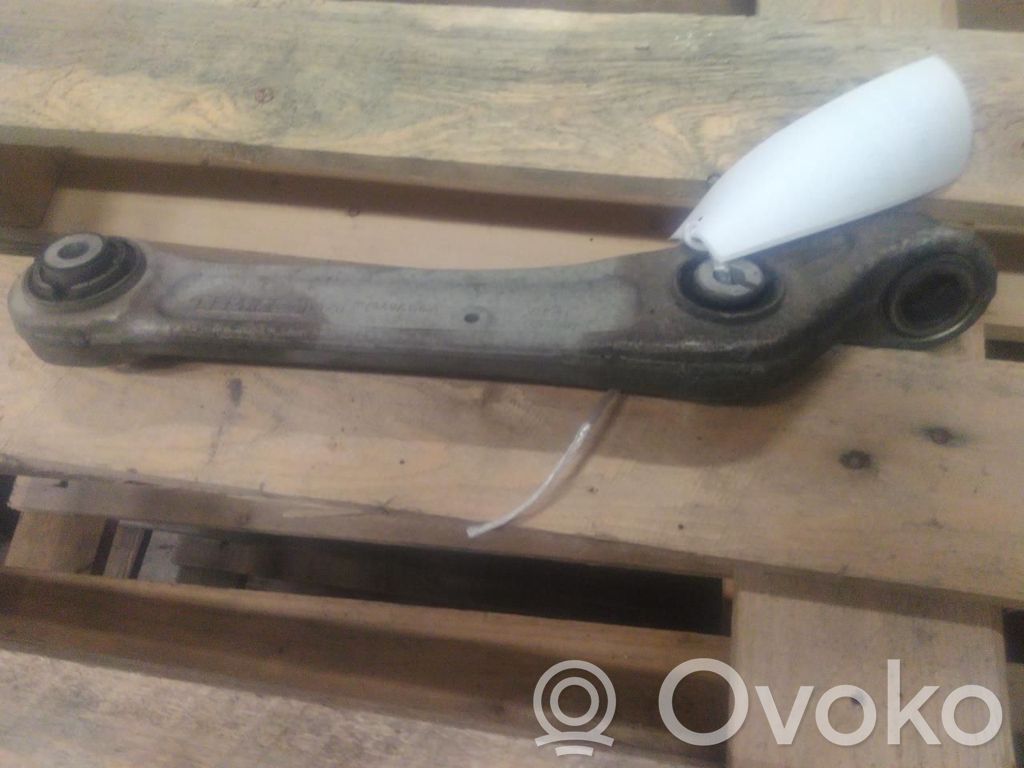 Audi A4 S4 B9 Braccio di controllo sospensione anteriore