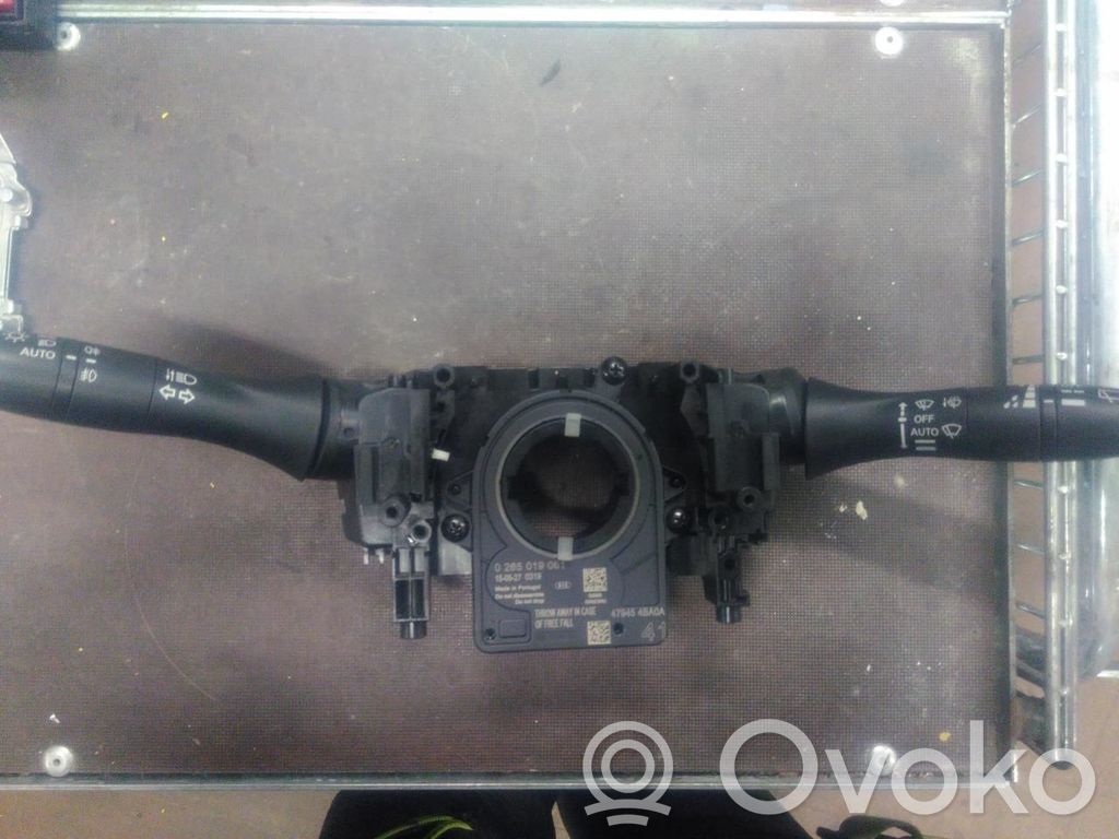 Nissan Qashqai Interruptor de control multifunción 