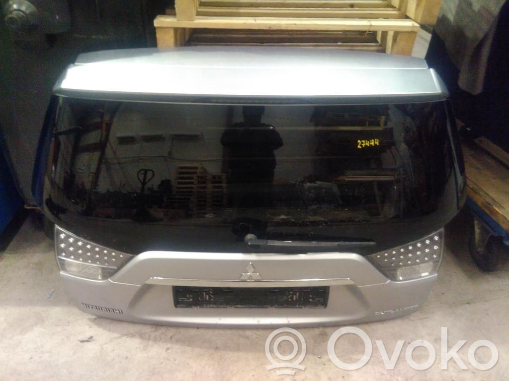 Mitsubishi Outlander Puerta del maletero/compartimento de carga 