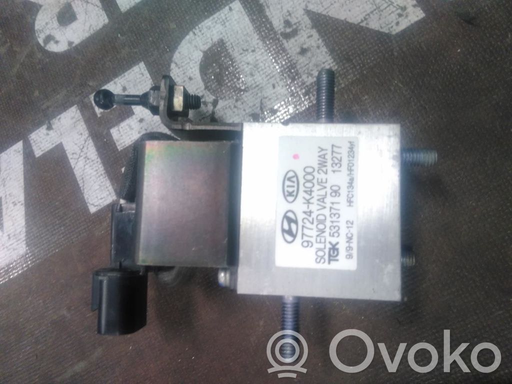 Muu ilmastointilaitteen osa (A/C)   97724K4000,97724K4000
