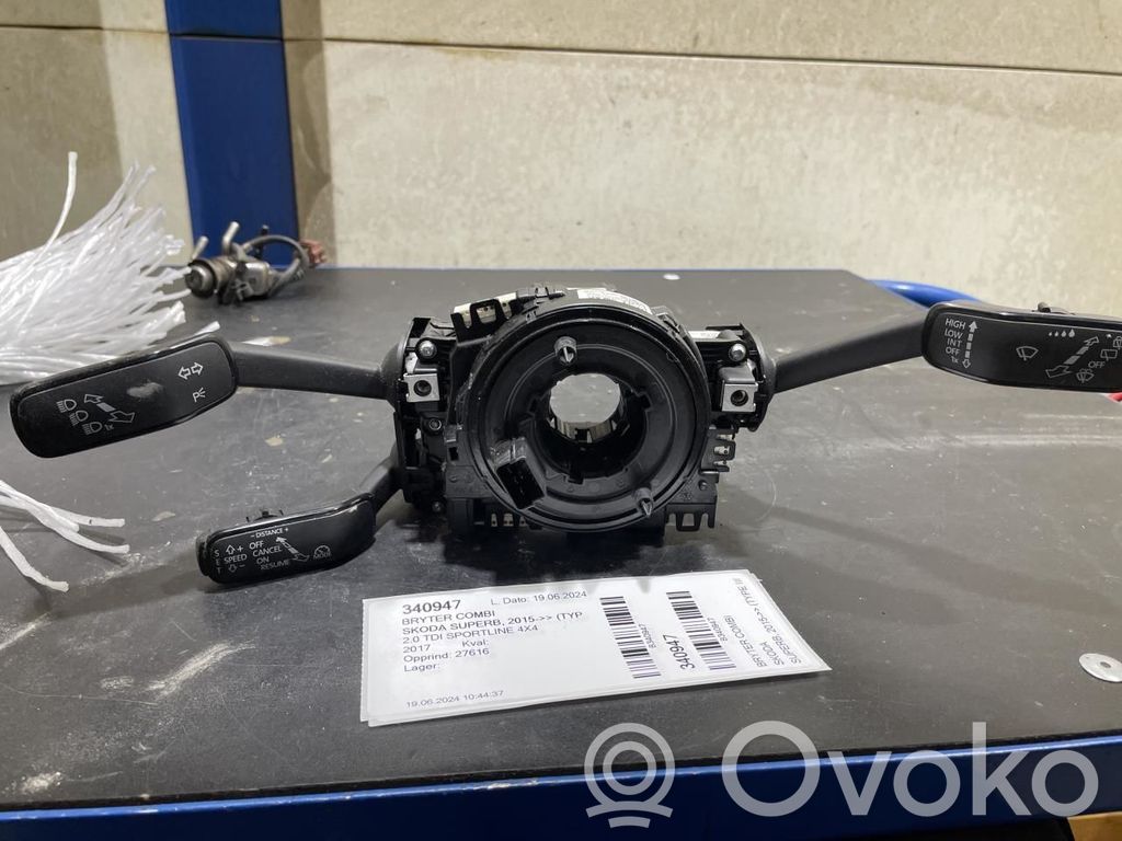 Skoda Superb B8 (3V) Interruptor de control multifunción 