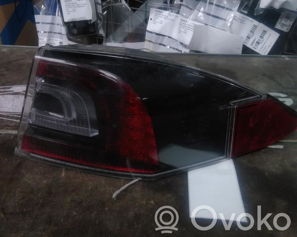 Tesla Model S Lampă spate în caroserie 