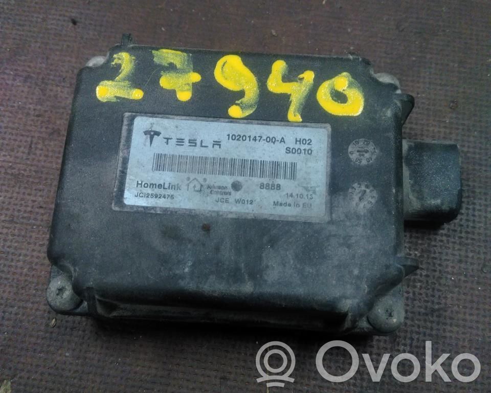 Tesla Model S Distronikas 