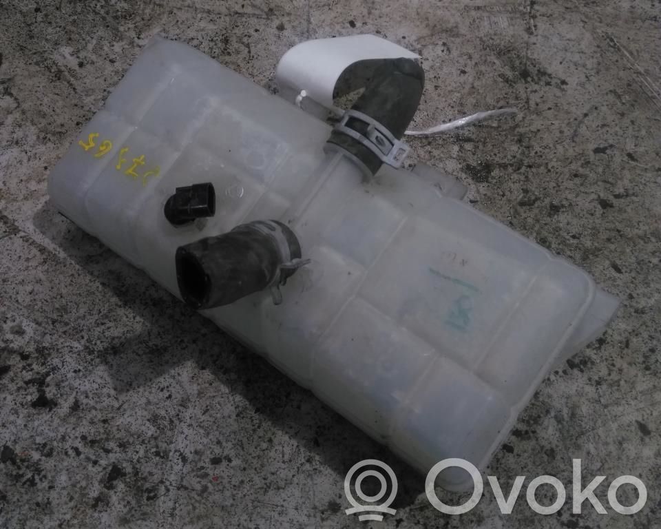 Vase d'expansion de carburant