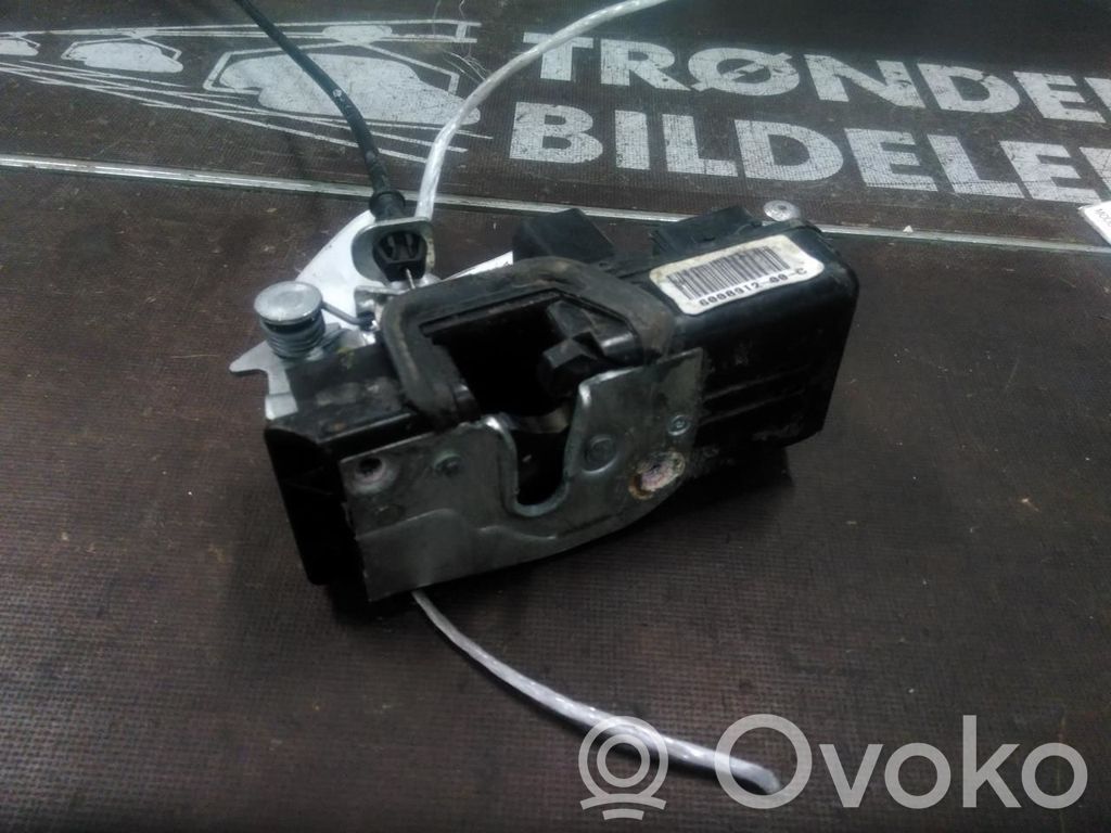 Tesla Model S Etuoven lukko 