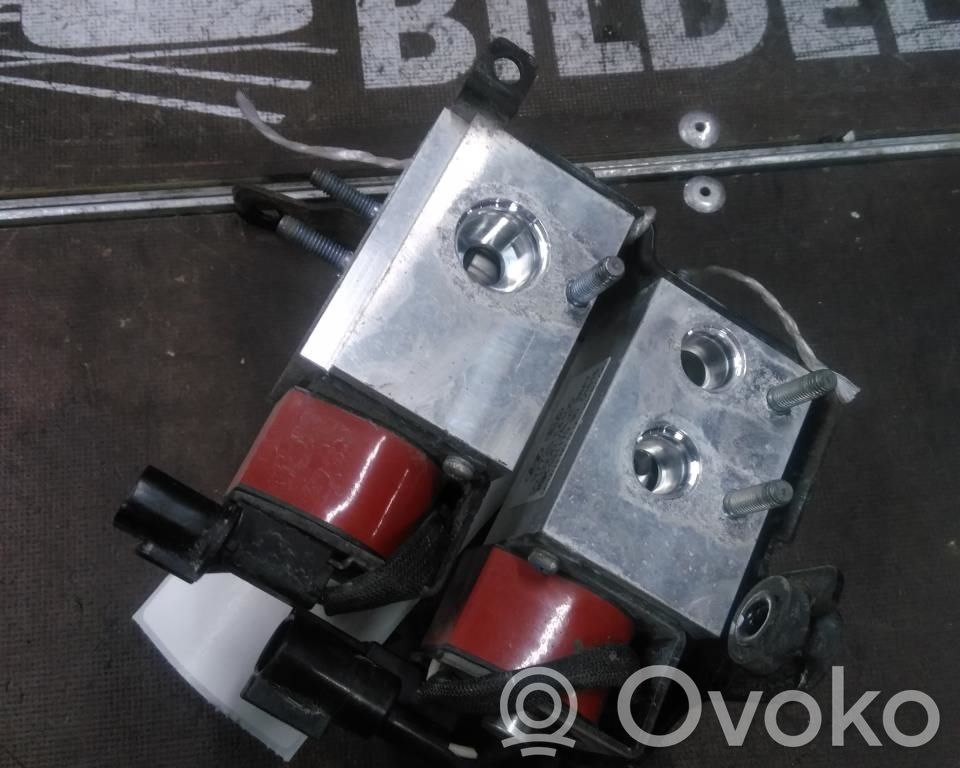 KIA Soul Supapă control încălzitor lichid răcire 