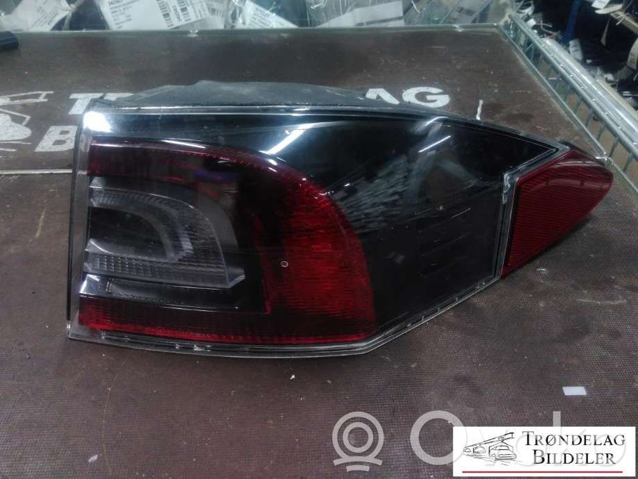 Tesla Model S Takavalot 