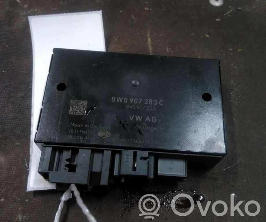 Audi e-tron Tow bar trailer control unit/module 