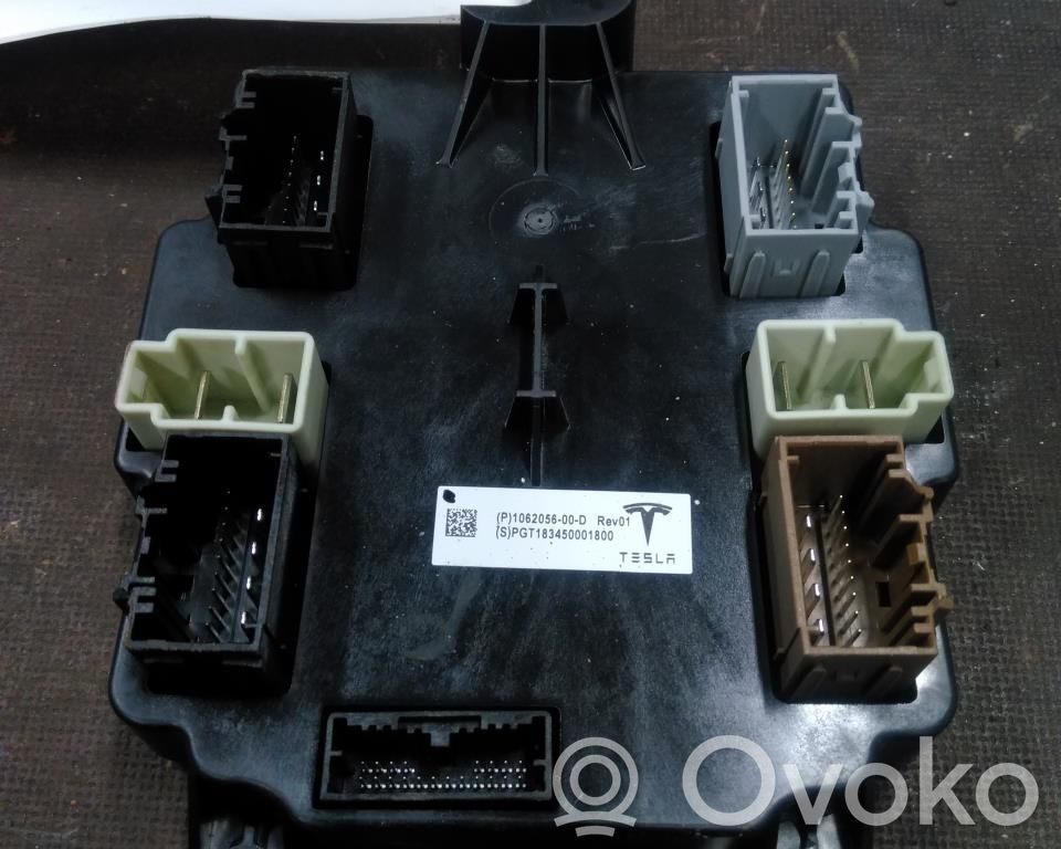 Door control unit/module   106205600D,106205600D