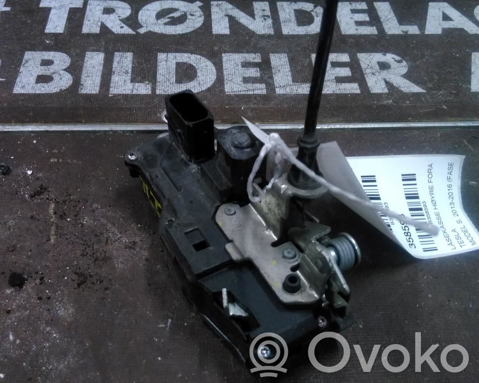 Tesla Model S Etuoven lukko 