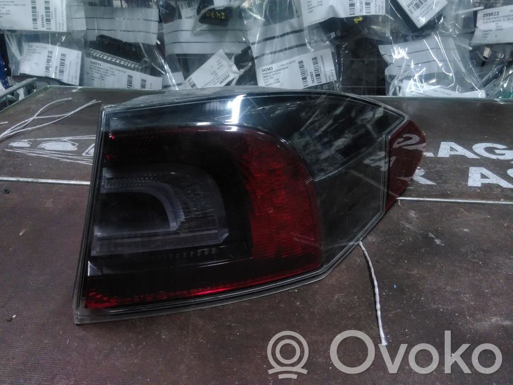 Tesla Model S Takavalot 