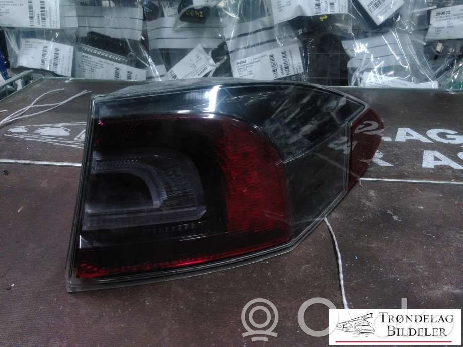 Tesla Model S Takavalot 