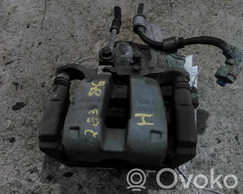 Tesla Model 3 Задний суппорт 