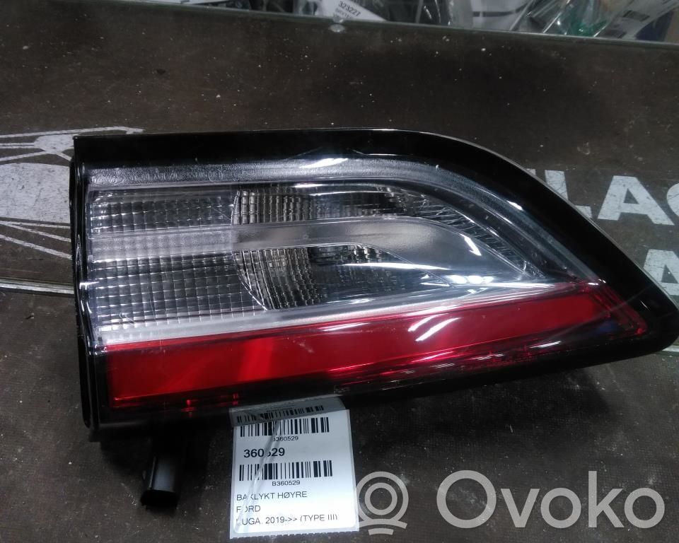 Ford Kuga III Takavalot 