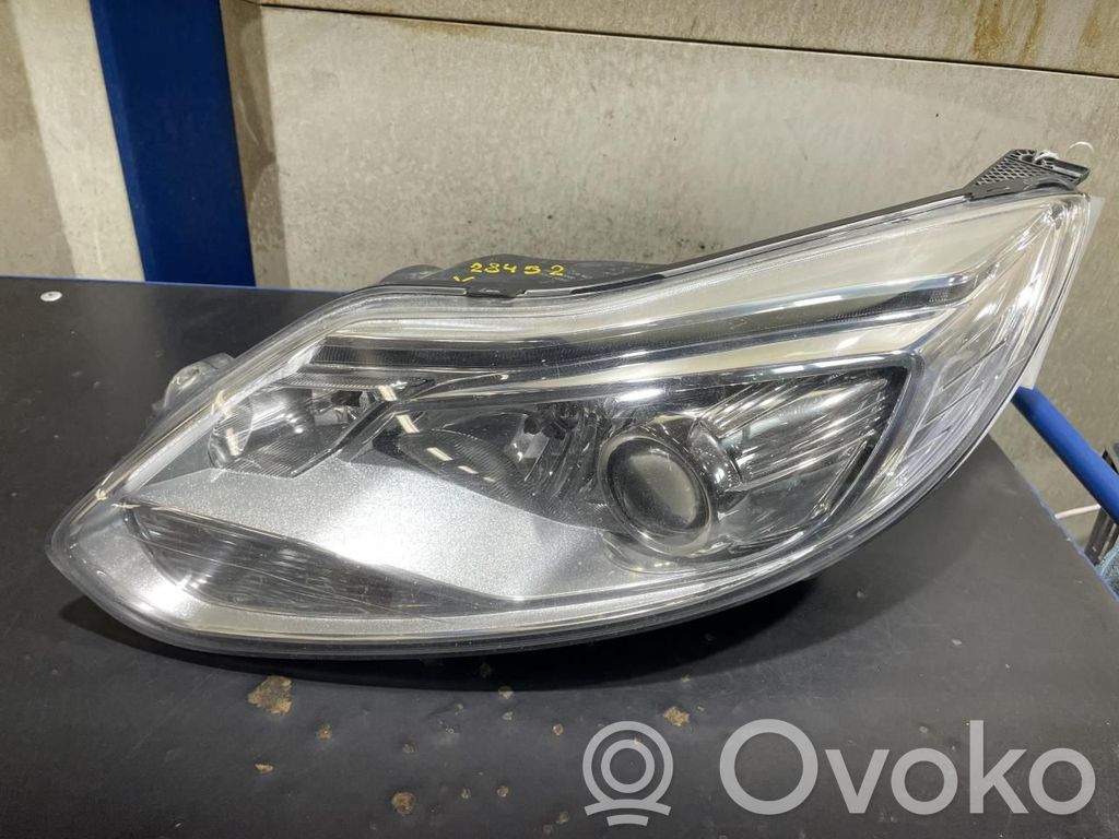 Ford Focus Headlight/headlamp 