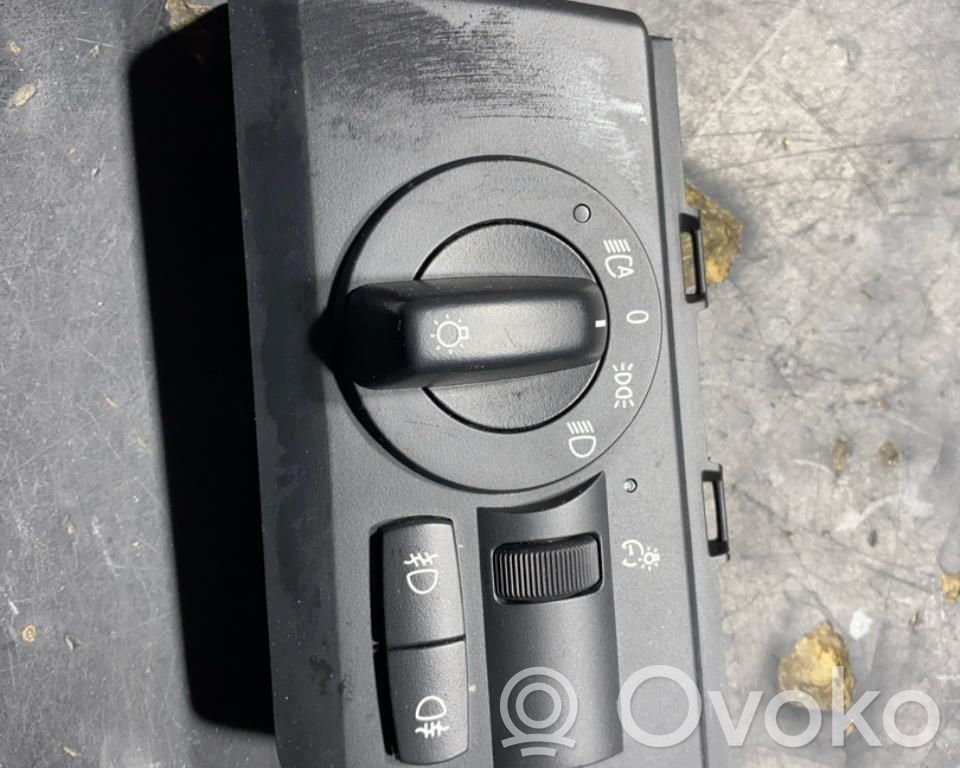 Lichtschalter   3415105,3415105