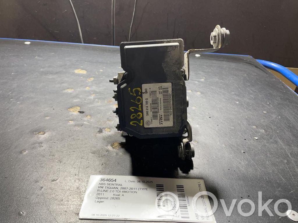 Volkswagen Tiguan ABS Pump 