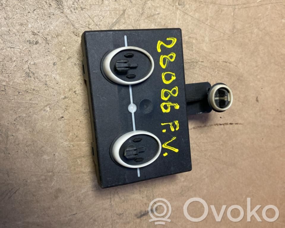 Unidad de control/módulo de la puerta   5Q4959593,5Q4959593