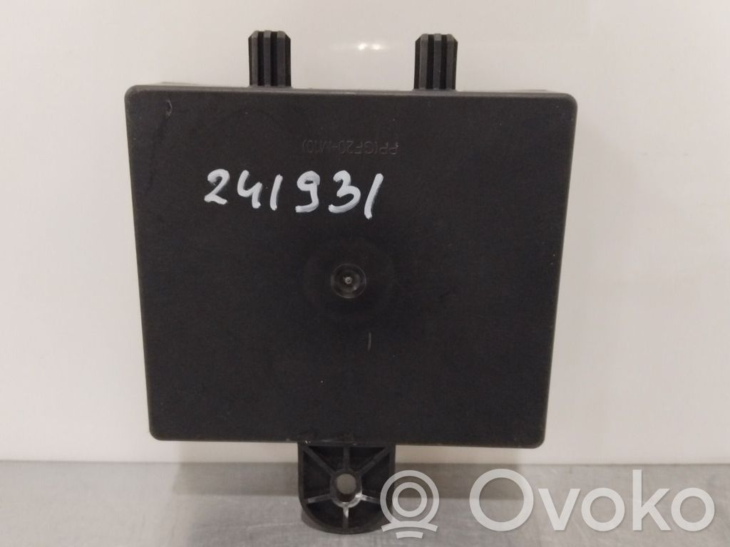 Renault Captur Unidad de control/módulo de la puerta