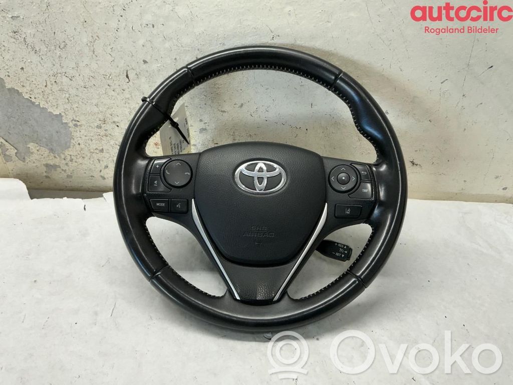 Toyota Auris E180 Volante
