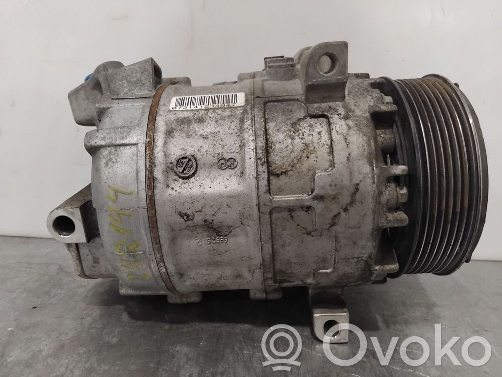 Nissan NV300 Compresor (pompă) aer condiționat (A/C) 