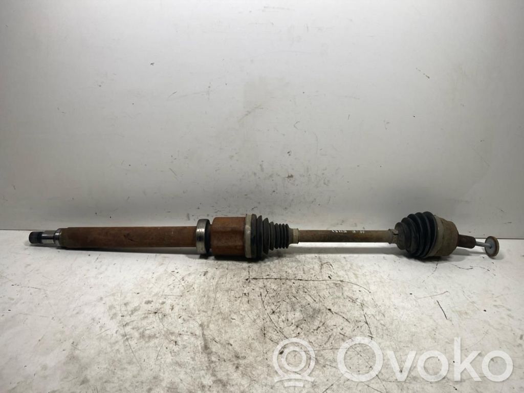 Volvo V40 Front driveshaft 