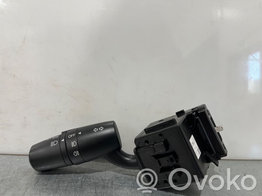 Mazda 2 Other switches/knobs/shifts 