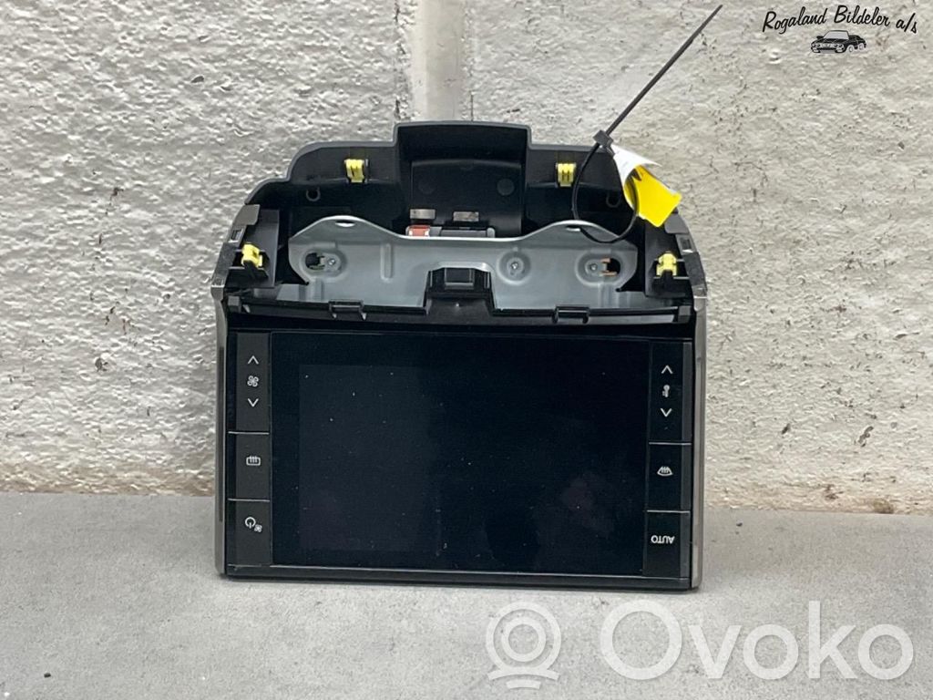 Mazda MX-30 Console centrale, commande de multimédia l'unité principale 