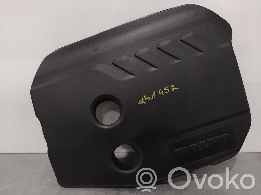 Volvo V60 Engine cover (trim) 