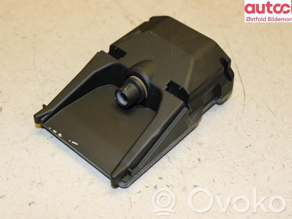 Nissan Leaf II (ZE1) Senzor radar distronic 
