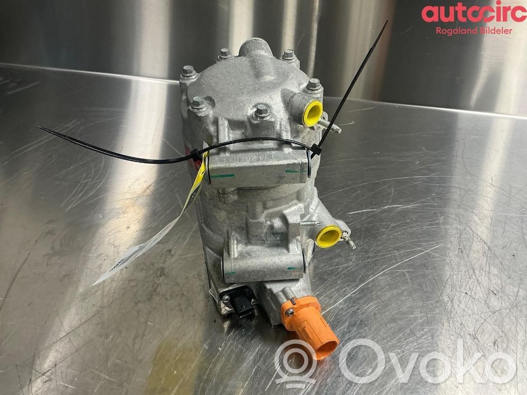 Peugeot 208 II Kompresor / Sprężarka klimatyzacji A/C 