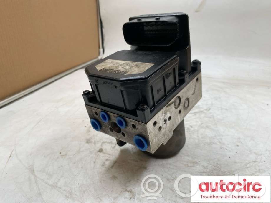 Toyota Avensis T250 Pompa ABS 