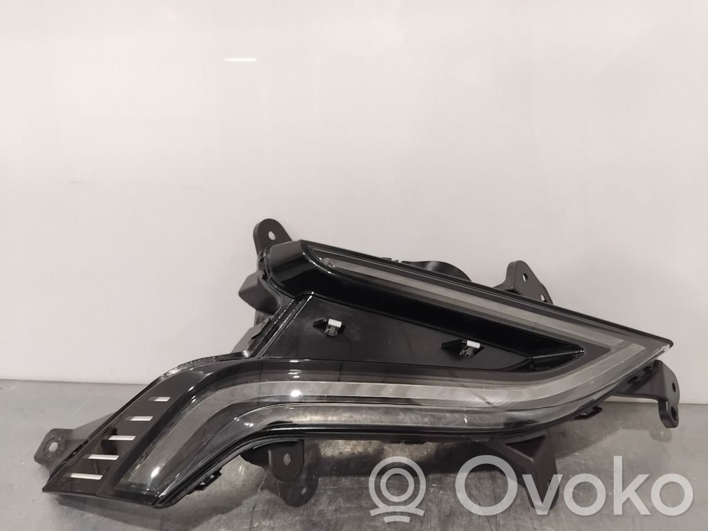 Renault Megane IV Rear corner (parking) light 