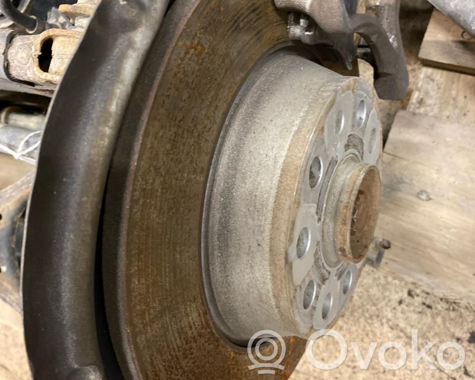 Volkswagen Sharan Fuso a snodo con mozzo ruota posteriore 