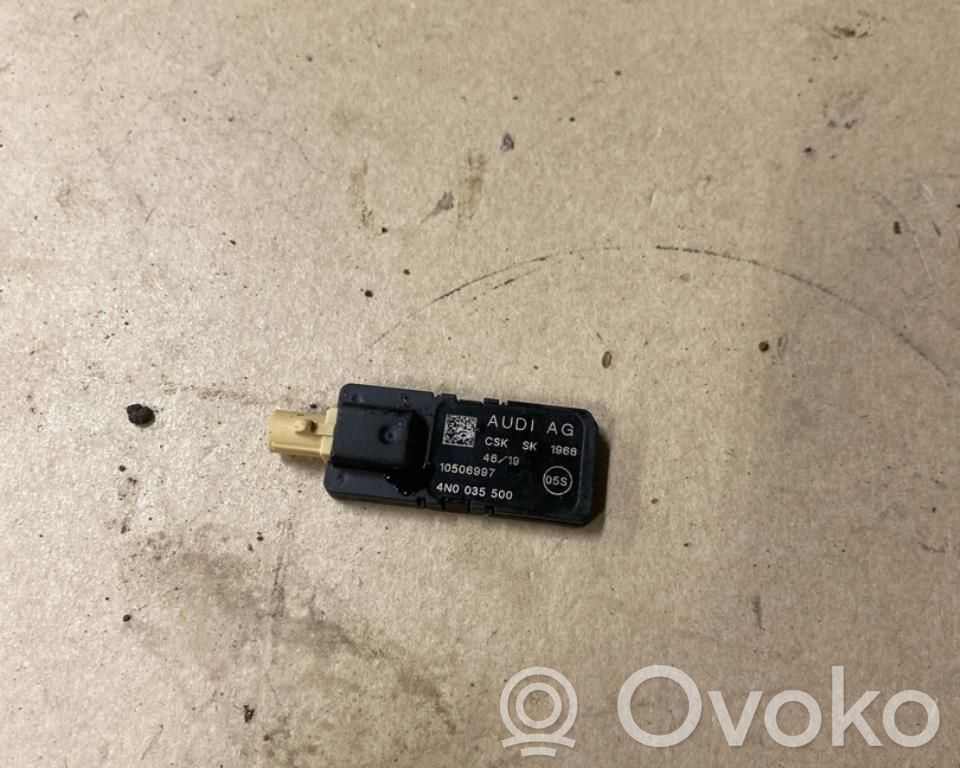 Audi e-tron Antenă GPS aeriană 